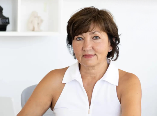 Dr. Zulia Frost